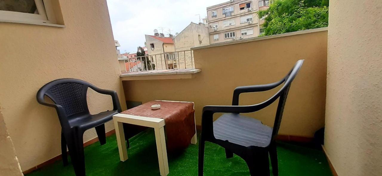 Apartment Alex 2 Belgrado Exterior foto