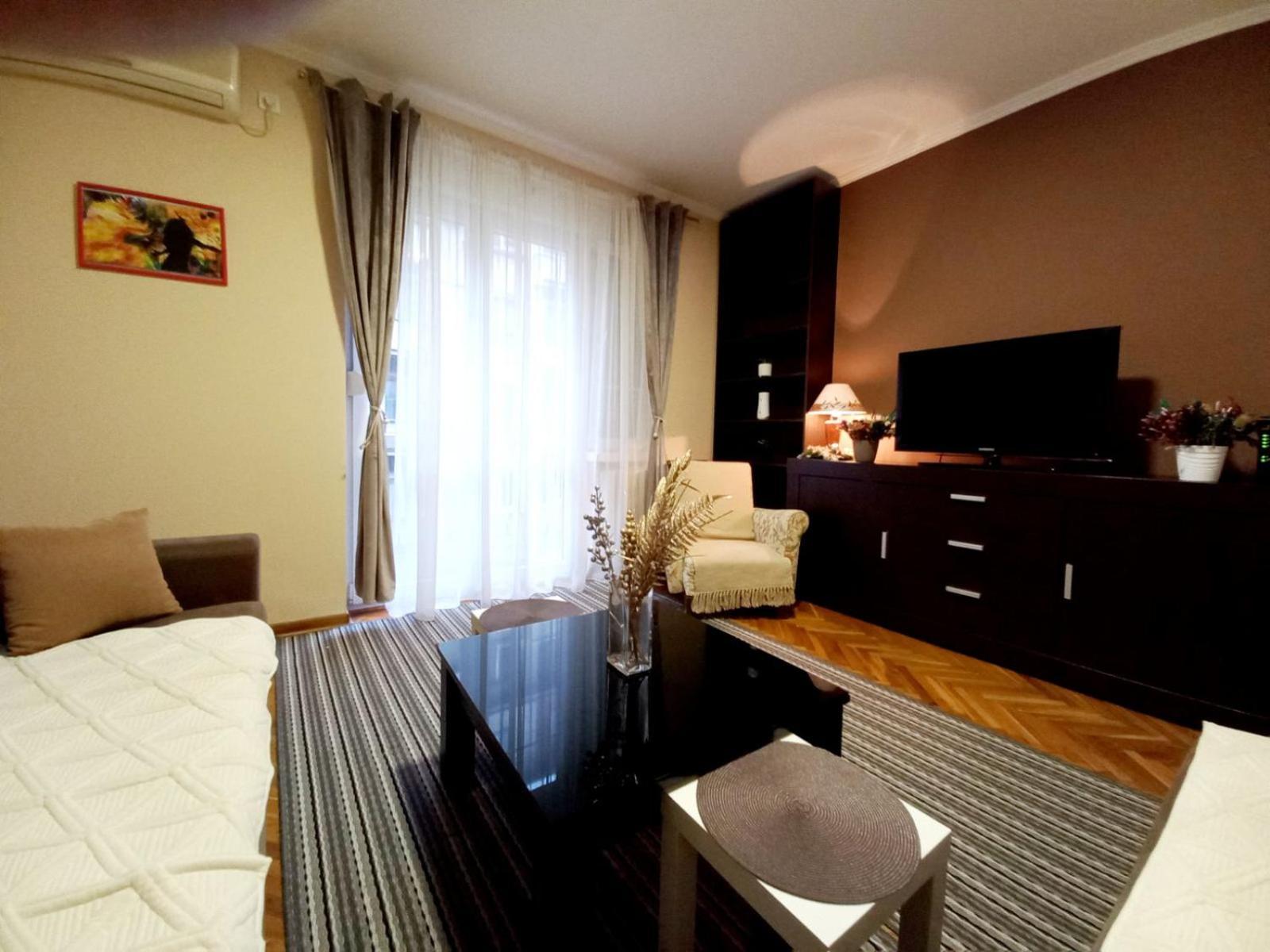 Apartment Alex 2 Belgrado Exterior foto